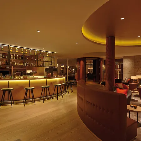 Aalernhues & Hotel 5*