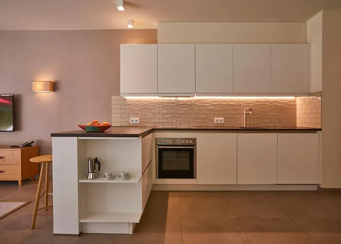 Aalernhues & 5* Bohl